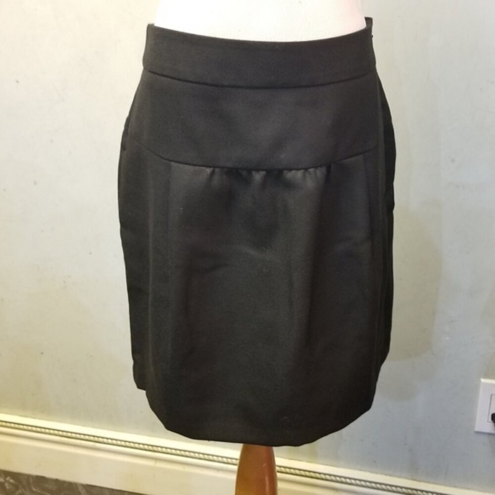 Ann Taylor LOFT Wool mini skirt women's size 2 (T7)